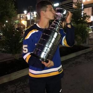 Meet your Posher, Cole